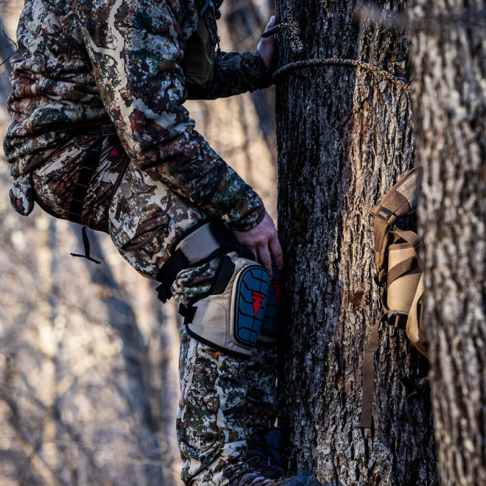 Trophyline Deluxe Knee Pads In Use