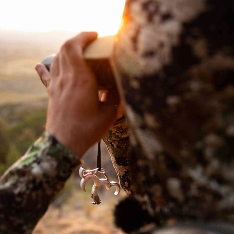 Ultraview The Hinge Hunting Bracket Medium 4 Finger - Brass UltraView