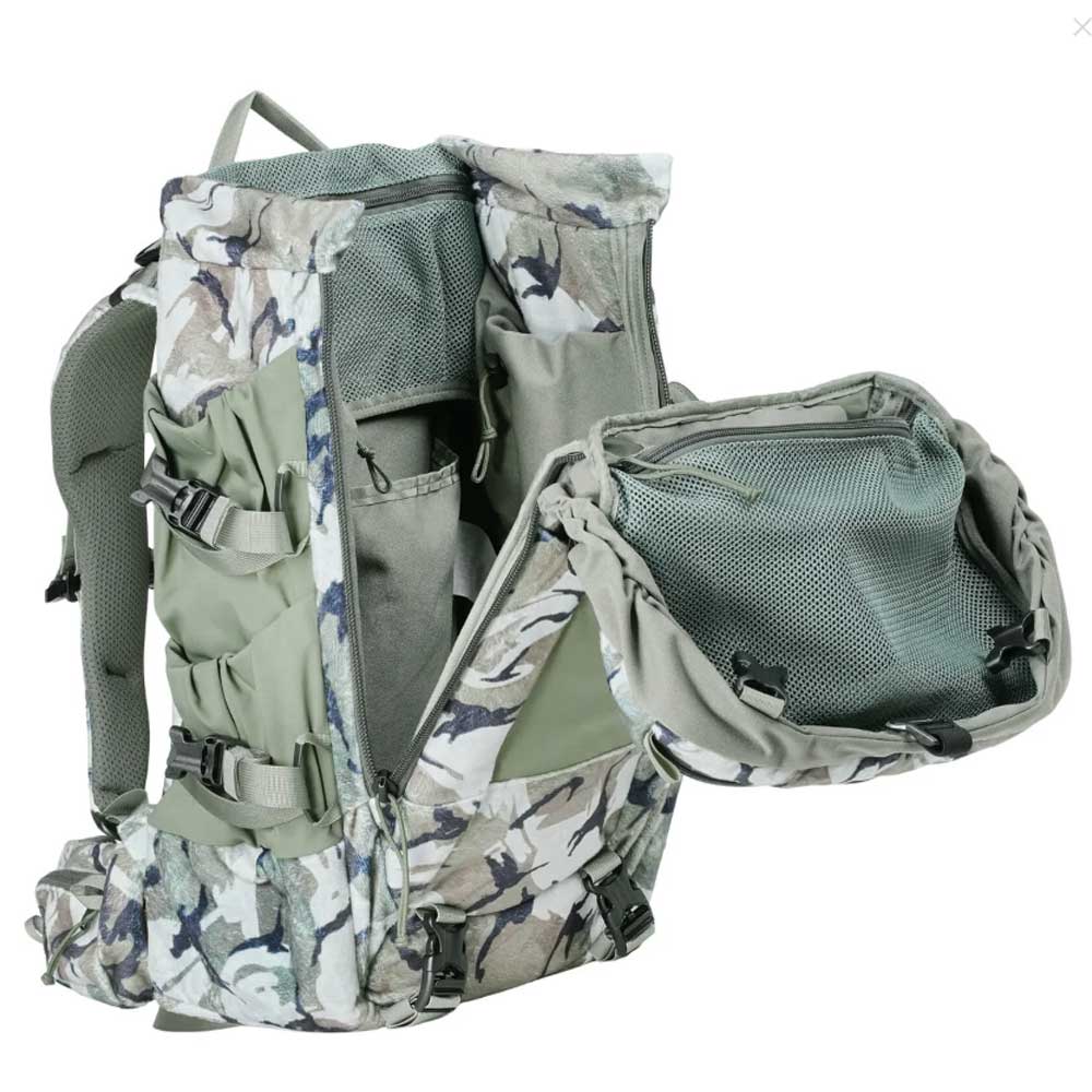 Mystery Ranch Treehouse 38 Open