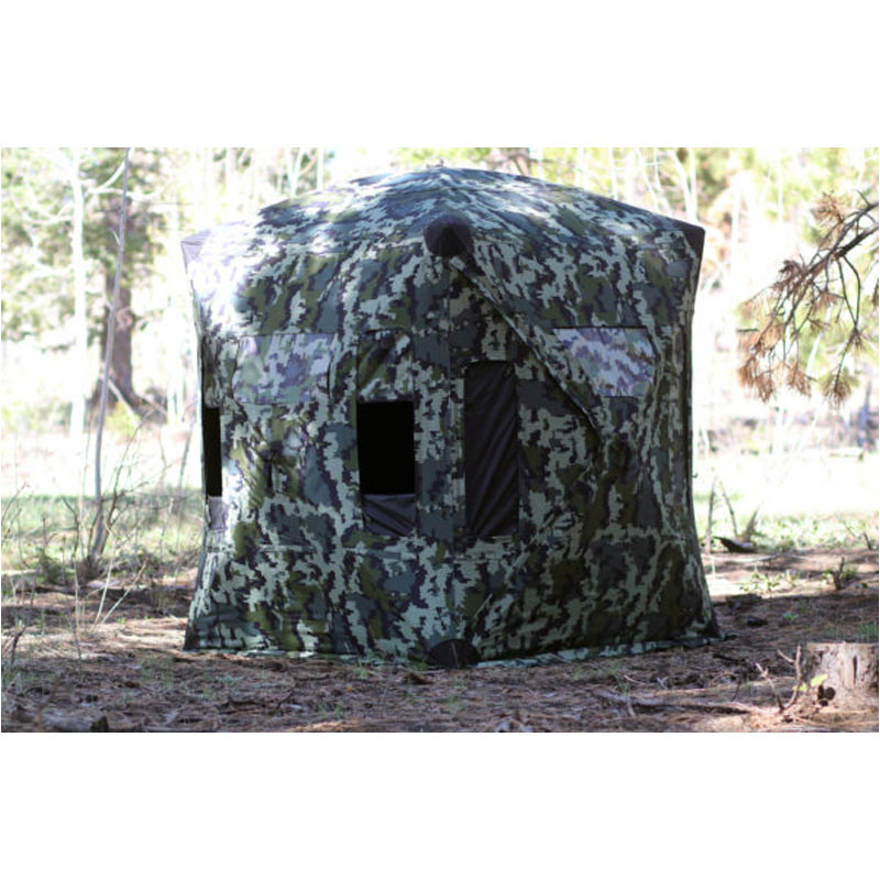 Xenek Ascent Ground Blind with Backpack - Kuiu Verde 2.0 Camo in the wild
