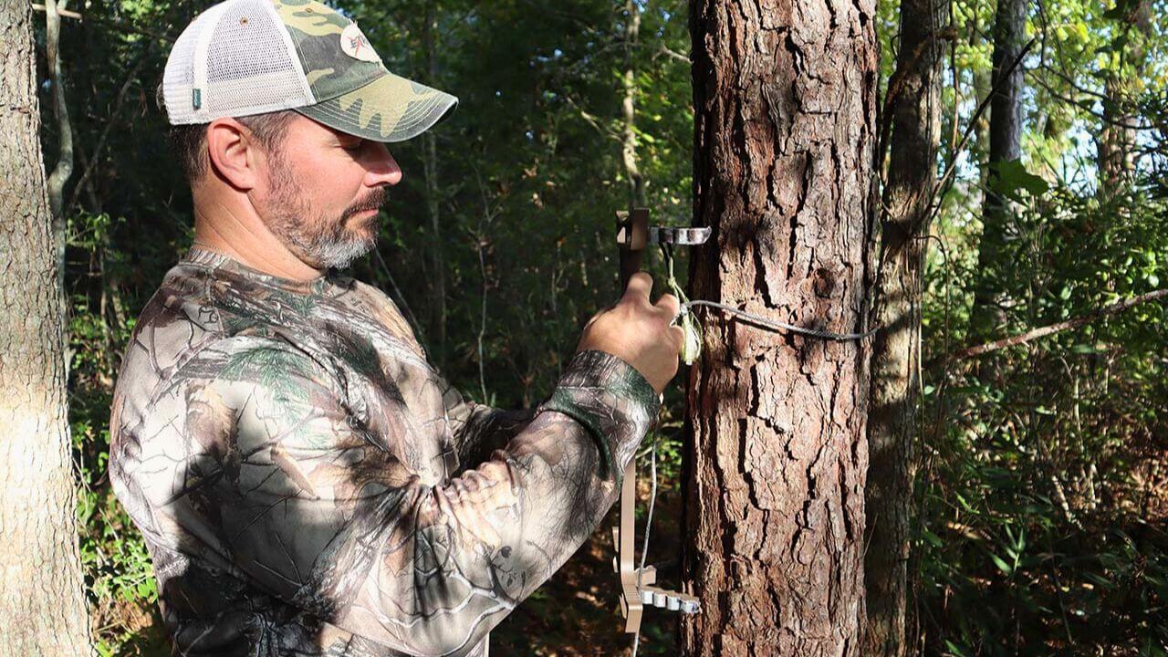 Trophyline Hyperlite Climbing Sticks Review: The Ultimate Mobile Hunting Climbing Sticks 19 | Extreme Outfitters your Outdoor & Camping Gear Store Trophyline Hyperlite Climbing Sticks On Tree